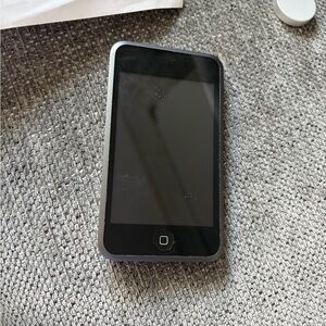 Apple Black IPOD Device - no charger included